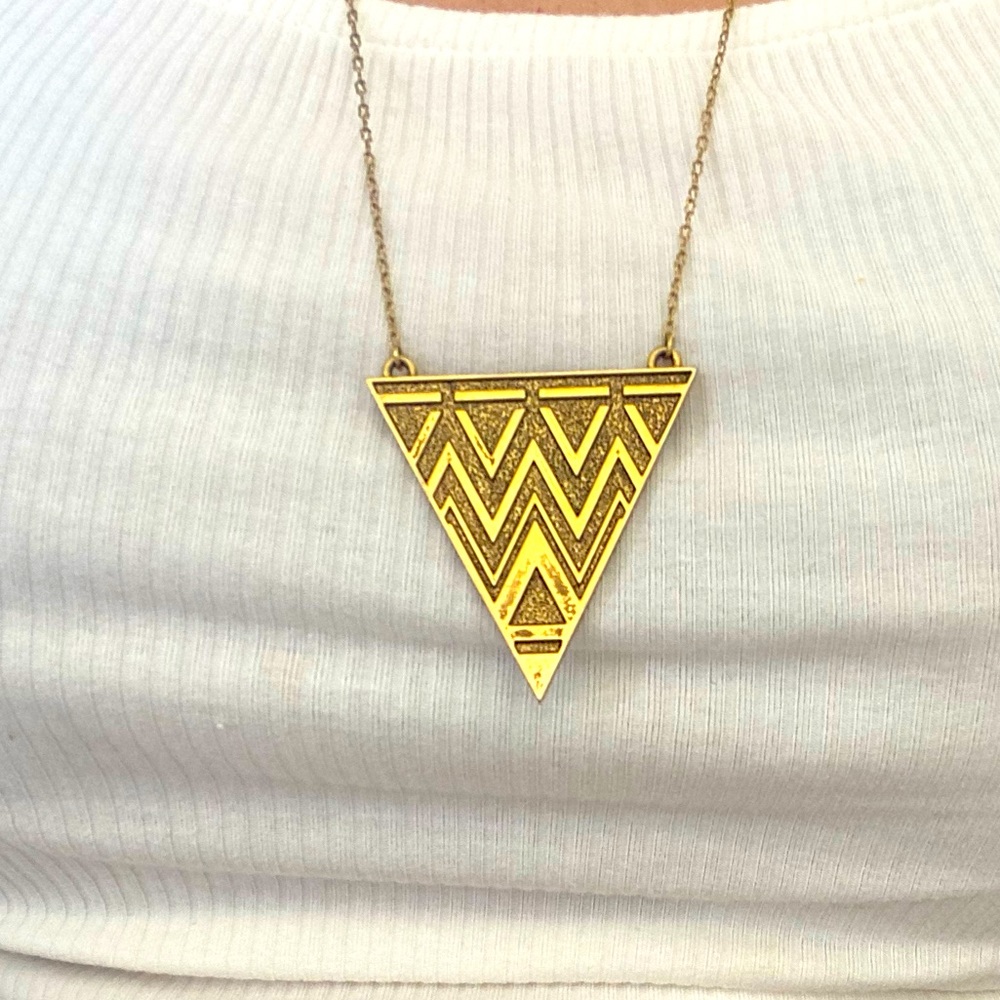 House of Harlow upside down Triangle Pyramid Gold Statement Necklace